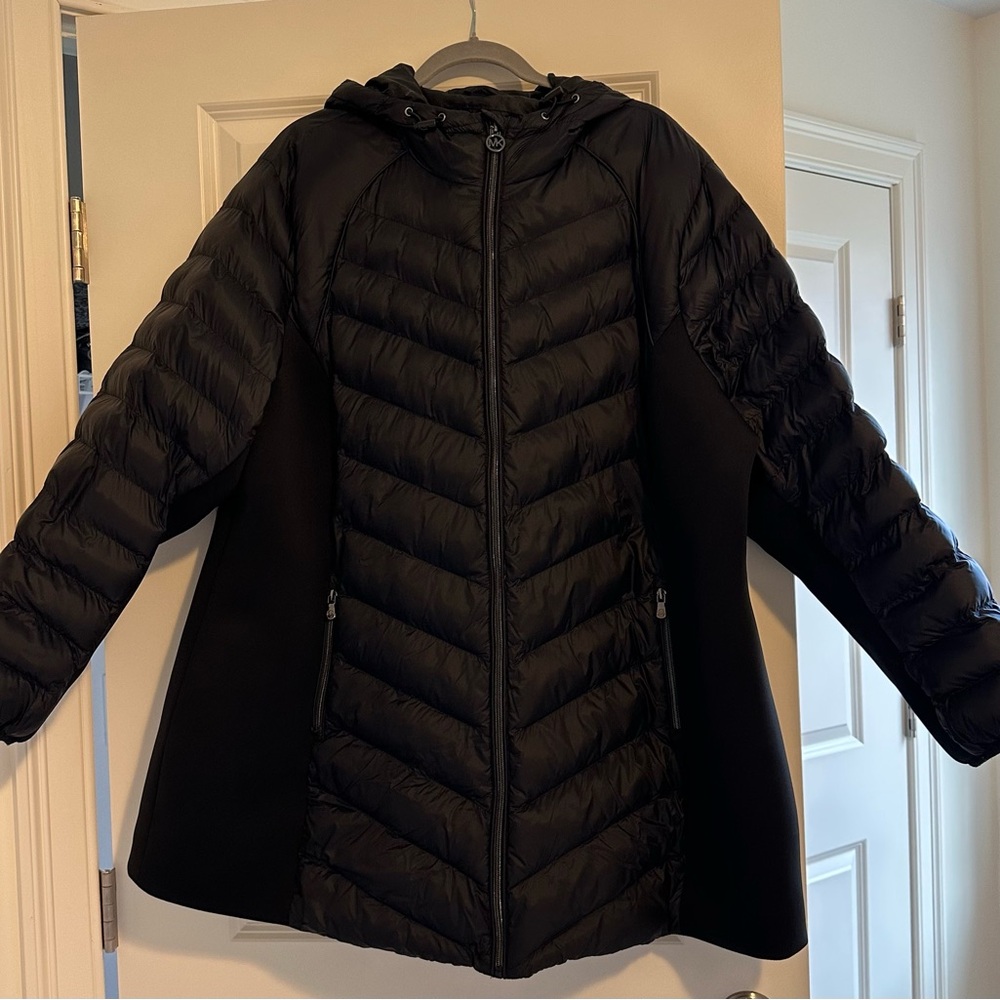 MICHAEL Michael Kors Black Quilted Puffer Jacket